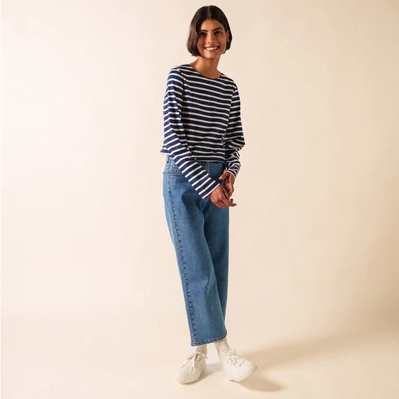 Saint James Classic Navy and White Striped Long Sleeve Tee - Picture 10 of 15